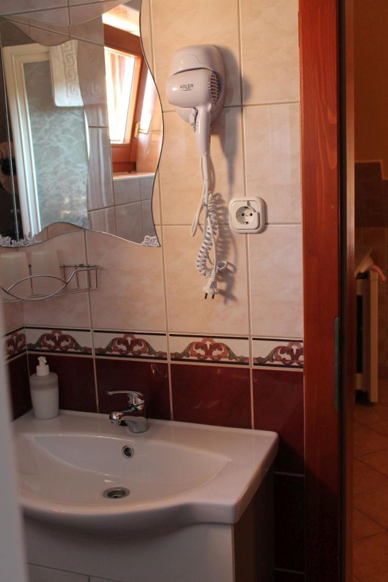 Rozmann Family Panzio & Apartmanhaz Sárvár Εξωτερικό φωτογραφία