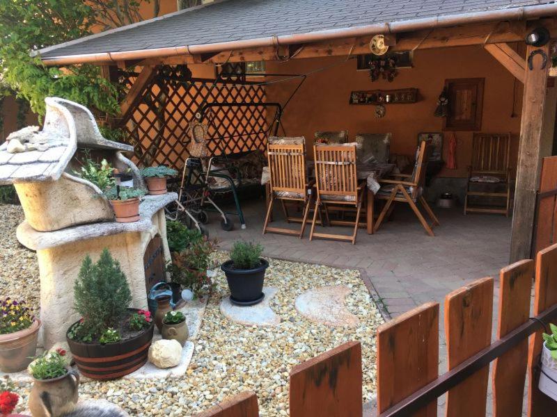 Rozmann Family Panzio & Apartmanhaz Sárvár Εξωτερικό φωτογραφία